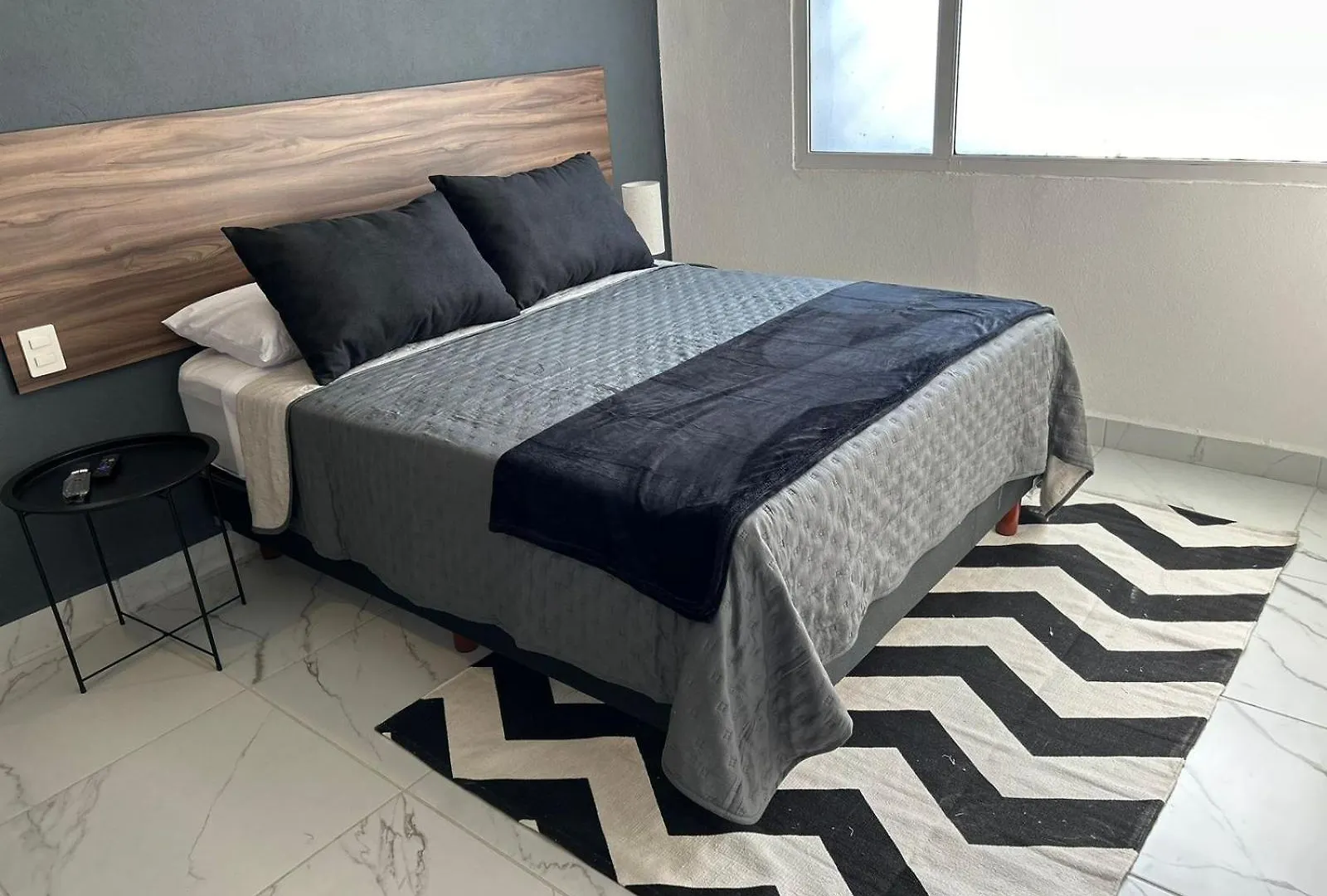 Vidrio Suites Col Americana Guadalajara Apartamento